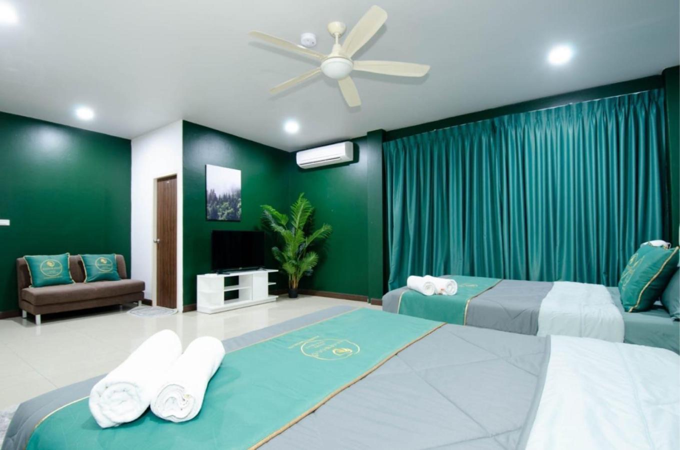 Villa The Ace 6 Bedroom 6 Bathroom Pattaya